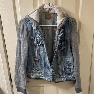 American Eagle Outfitters Blue and Gray Jean Jacket